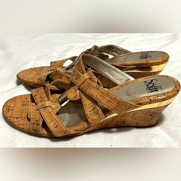 Sofft Women's Tan 2.5 inch High Heeled Shiny Cork Upper Sandals Size 8.5 - Picture 8 of 16